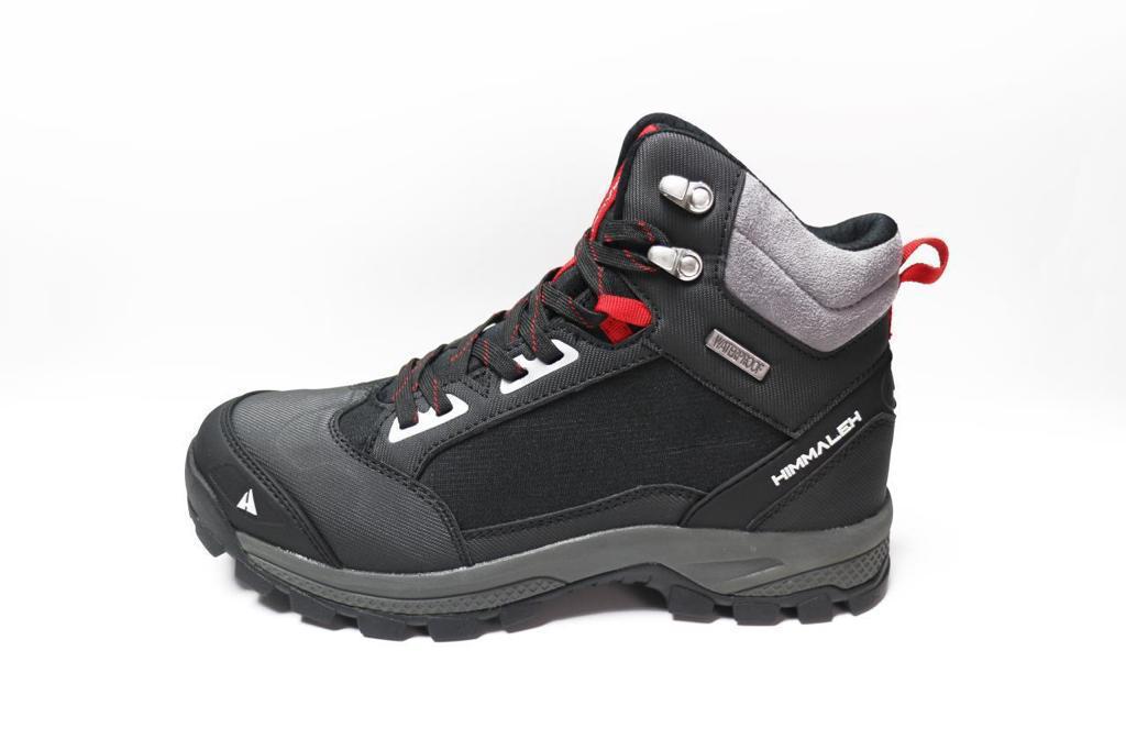 Trekking Shoes